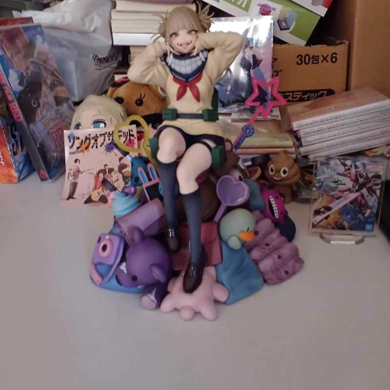アキ
