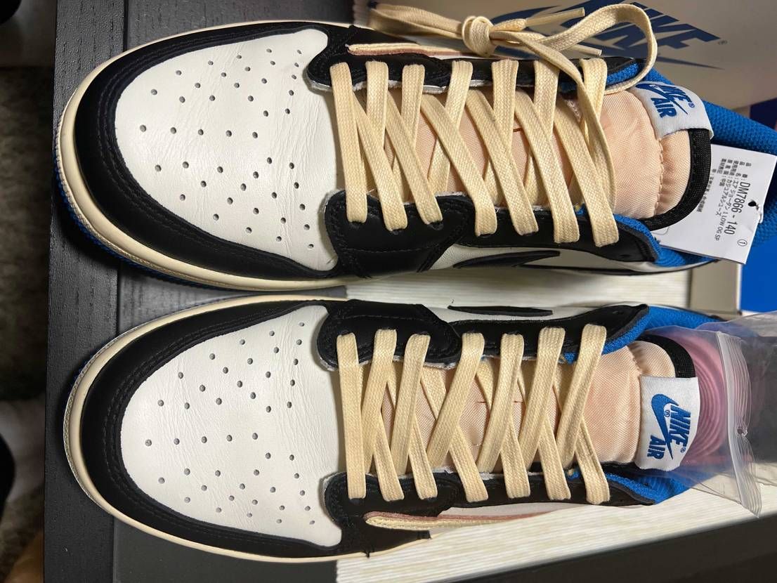 今月ピンチ、、、
誰かー、これ買ってください😔
18万5