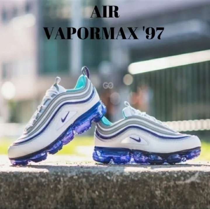 70になってもこんなの履きたい。