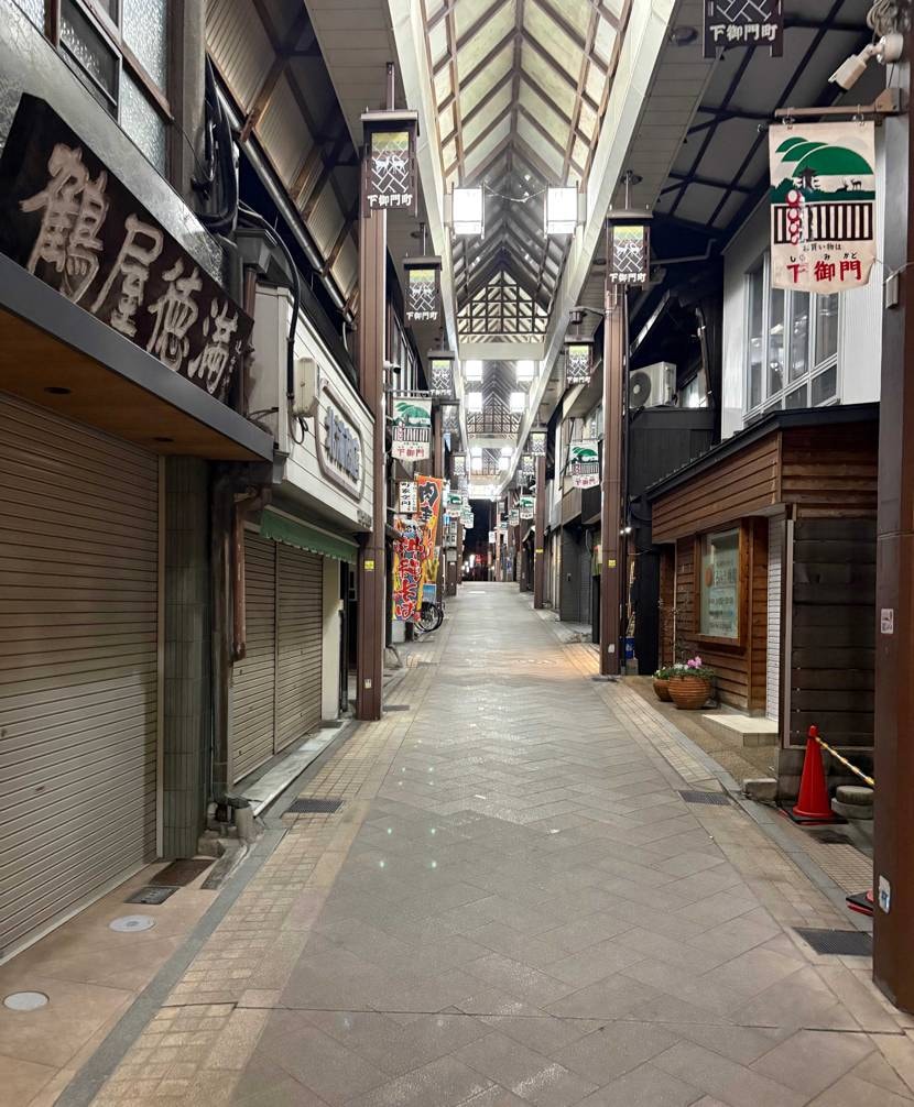 今日は昨日小学校を卒業した息子の祝いで外食してました🥴🫶奈良