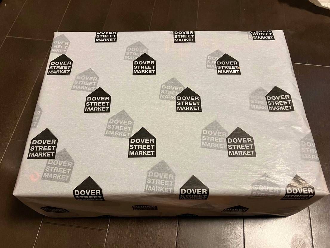 DSMLで買った85が注文してから4日くらいで届いた！
ペラ紙で包装されてただ