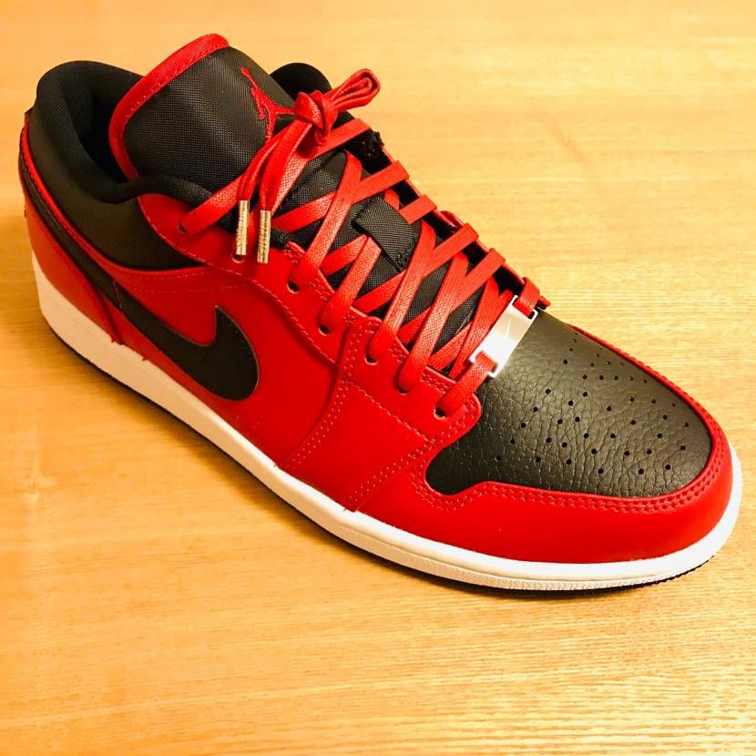 #nike #airjordan1
シューレースってすごいな。印象がガラッと変
