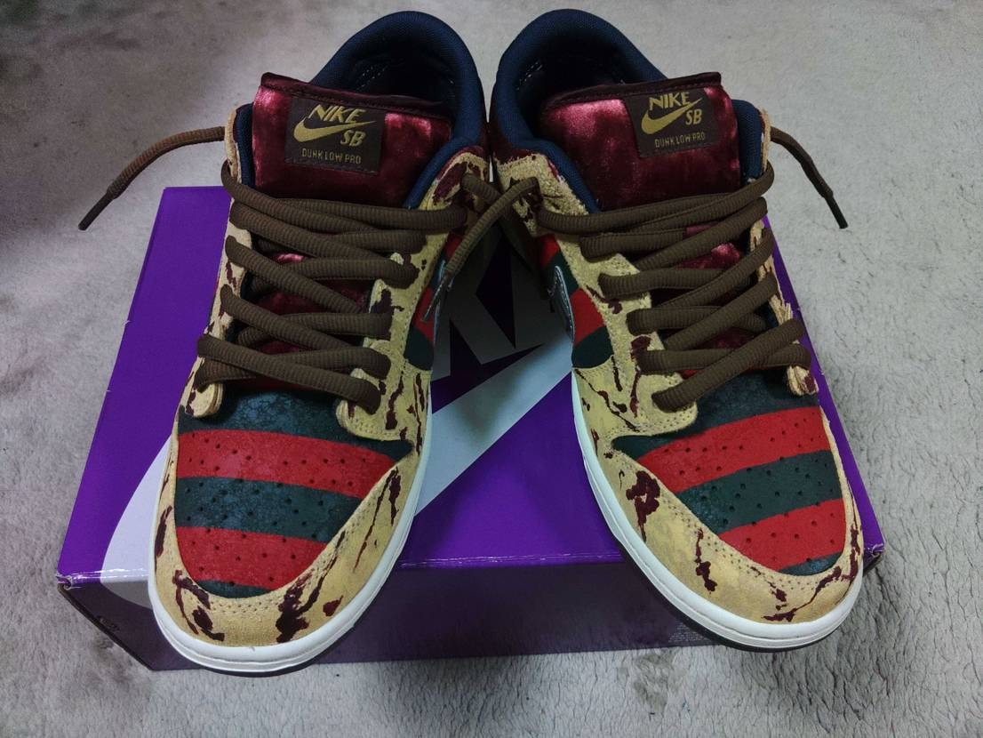 ハッピーハロウィン🎃
こんな感じのスニーカーはどうですか？