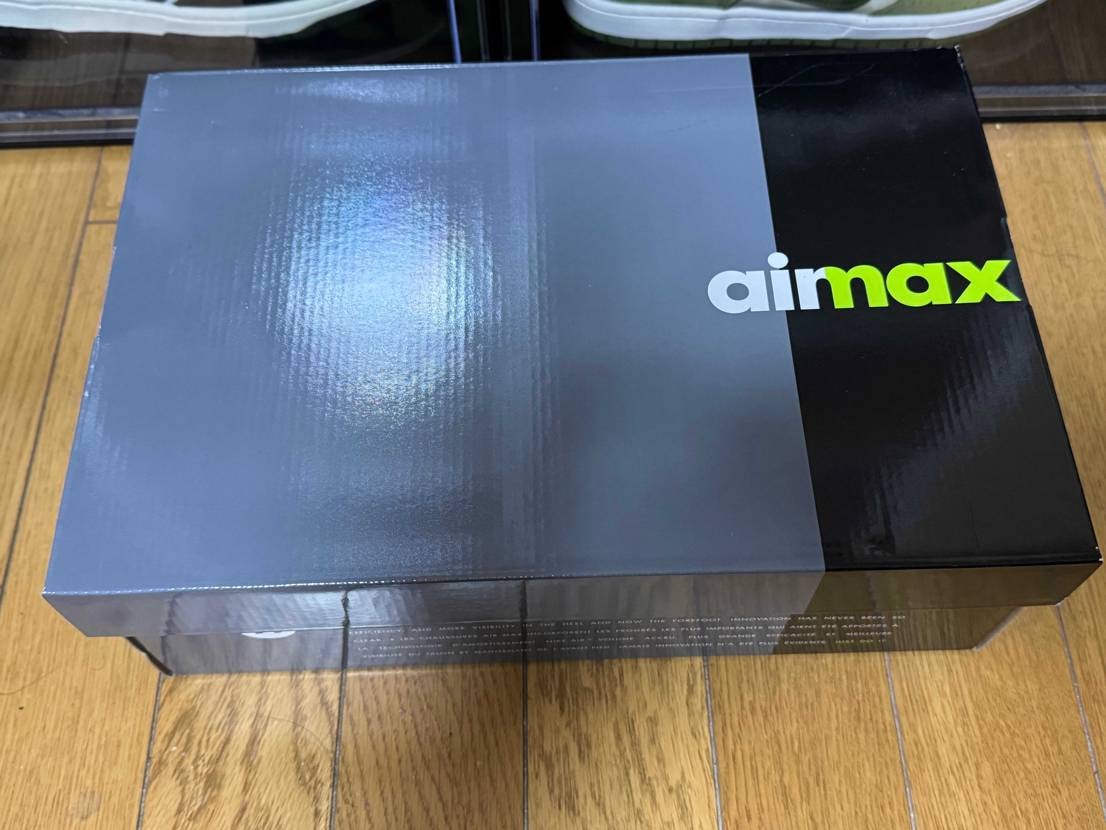 W 私の所にもついに！
Ｂ バッチバチで！！
Ｃ クールなスニーカーが到着！