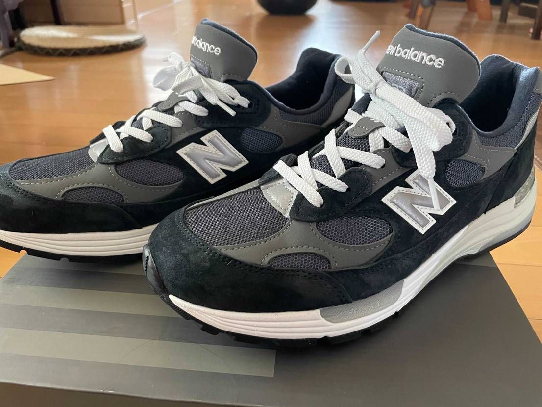 New Balance M992 ネイビー スニーカー