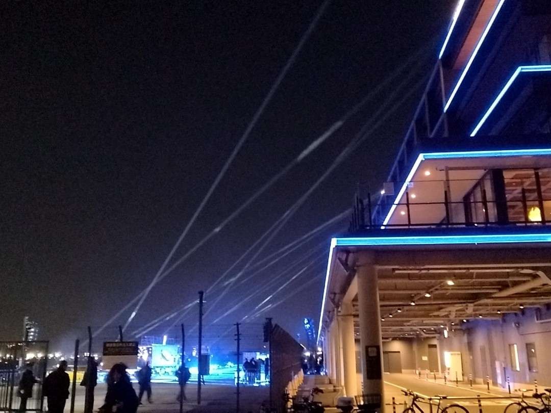 ハンマーヘッドからレーザービームが出てるから
なんだ？と思ったら これのイベン