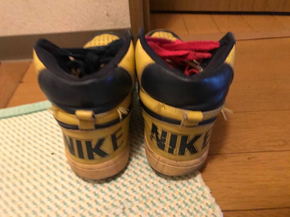 昔父さんが履いてた靴なんですけど誰か知ってる人います？そして
