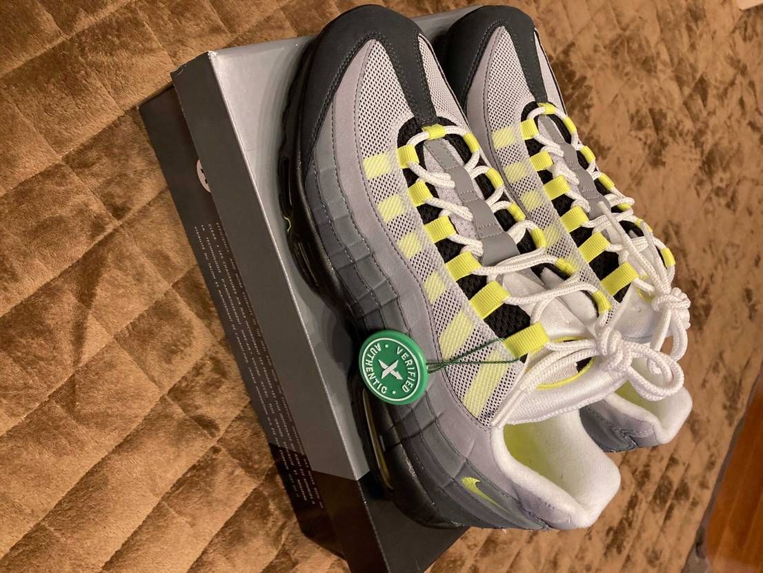 初ストックXでの購入でしたが、10日で無事届きました。