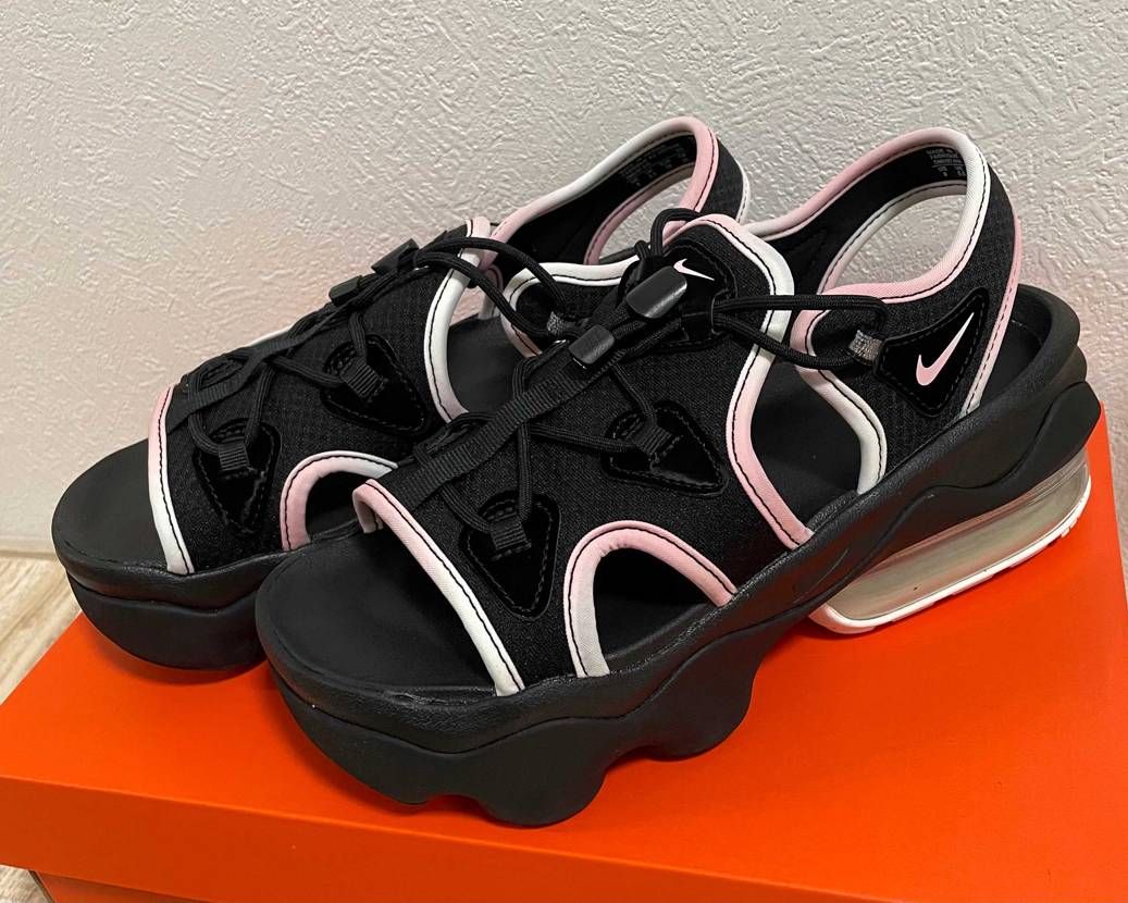 AIR MAX COCO Black×Pink
今回もatmos購入🤳👡