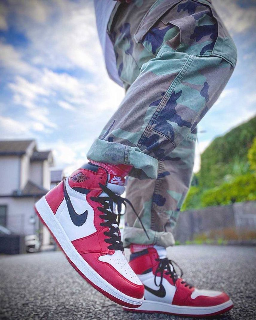 AIR JORDAN1 RETRO HIGH OG "CHICAGO"2015