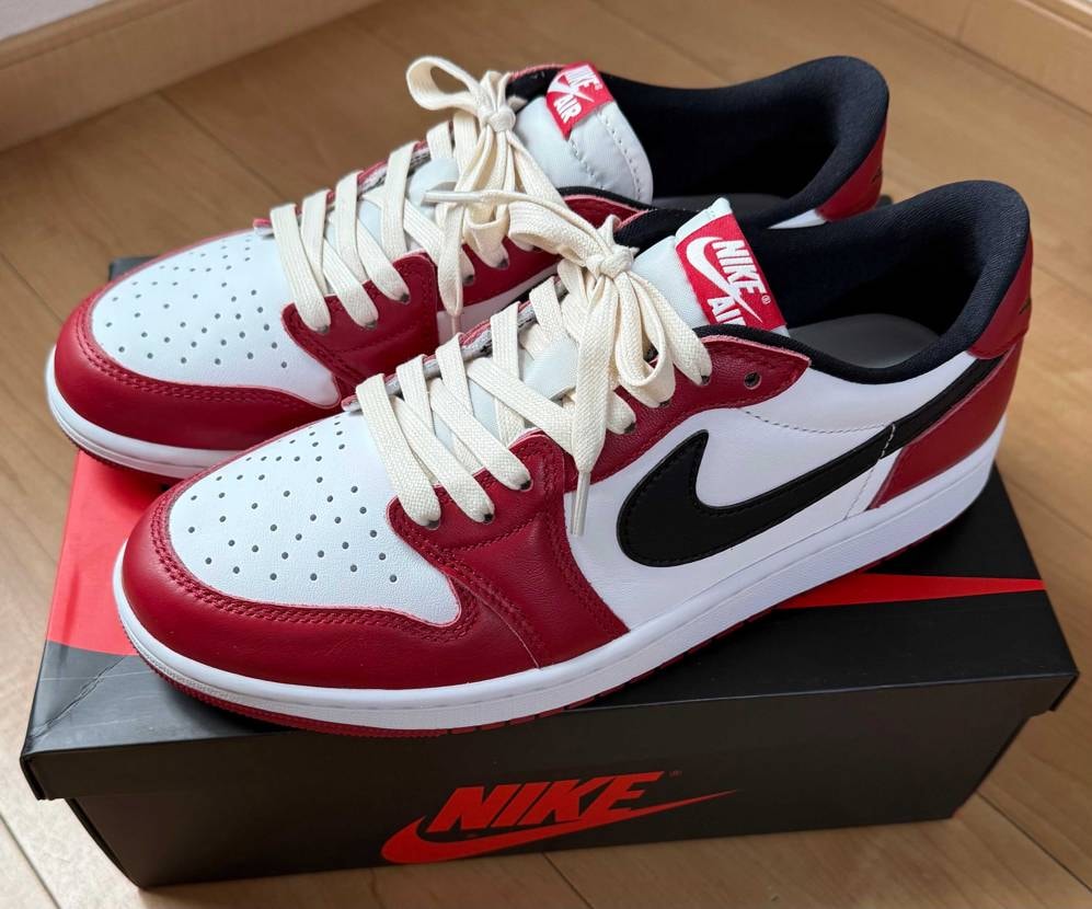 久しぶりの投稿🎶
最近スニーカーを買う頻度が減っていました、、

でもこれ