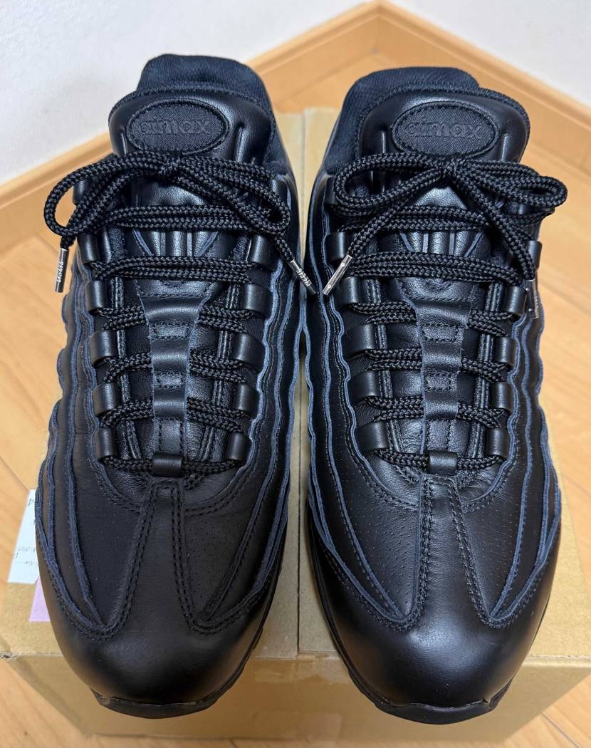 シューレース短すぎるんで、我慢できずシューレースチェンジしました😆
これでガン