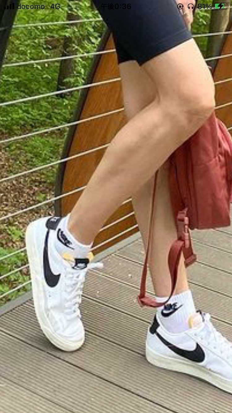 このスニーカー何かわかる人いますか？