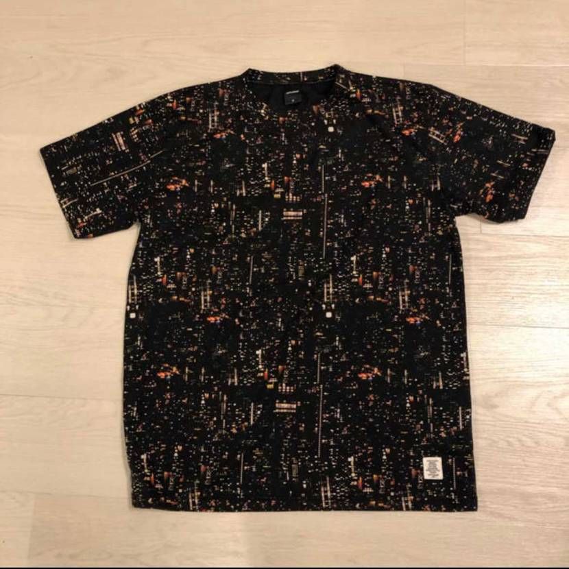 APPLEBUMのバビロンビューTシャツのXLサイズ、だれか出品してくれませんか
