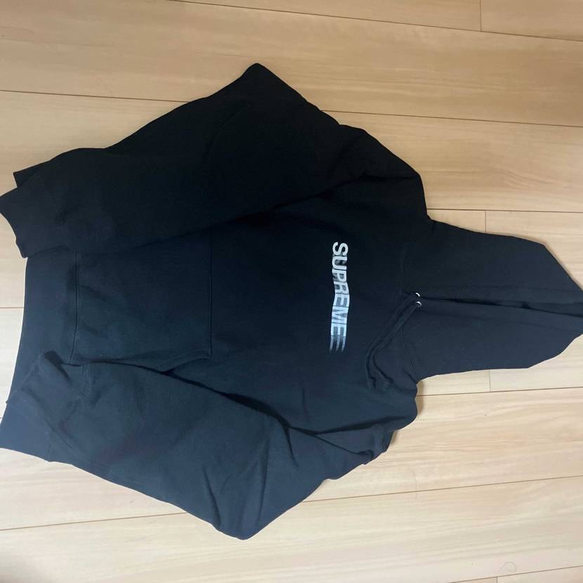 色々と断捨離中です
23SS motion logo ビーニー 新品未使用
