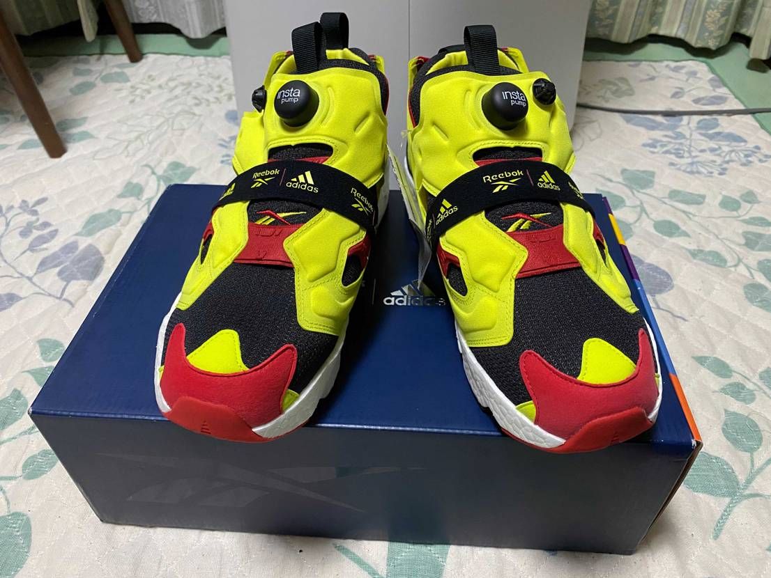 アディダスxリーボックのシトロンが届きました。トリコロールカ