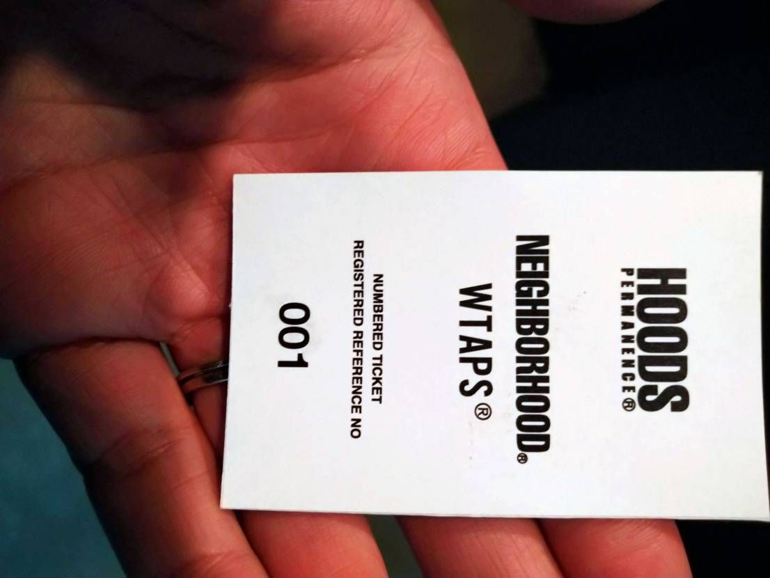 HOODS並び初一番でした😁