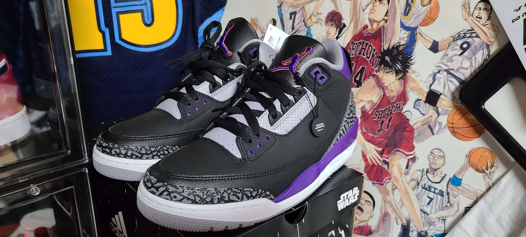 初AJ3購入!
思ってた以上にカッコいいなー♪
年末からはこー