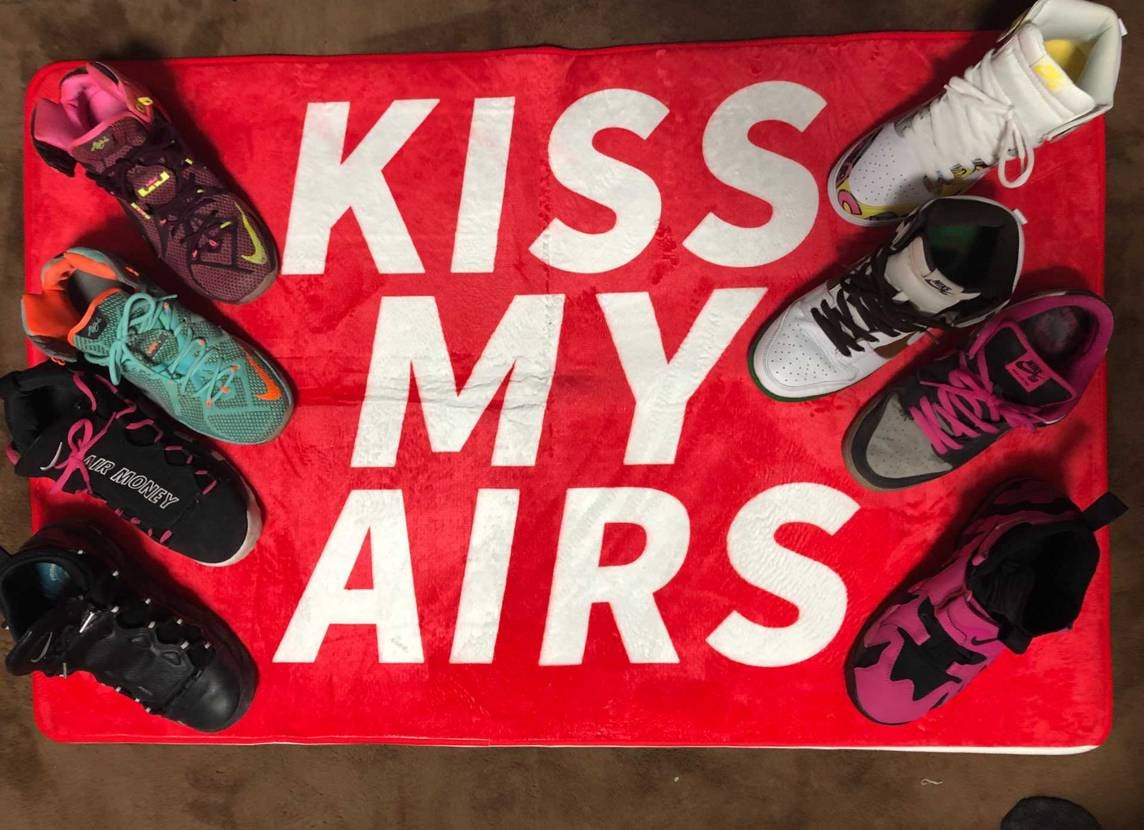 海外の友人から誕プレが届いた(^^)

kiss my 
