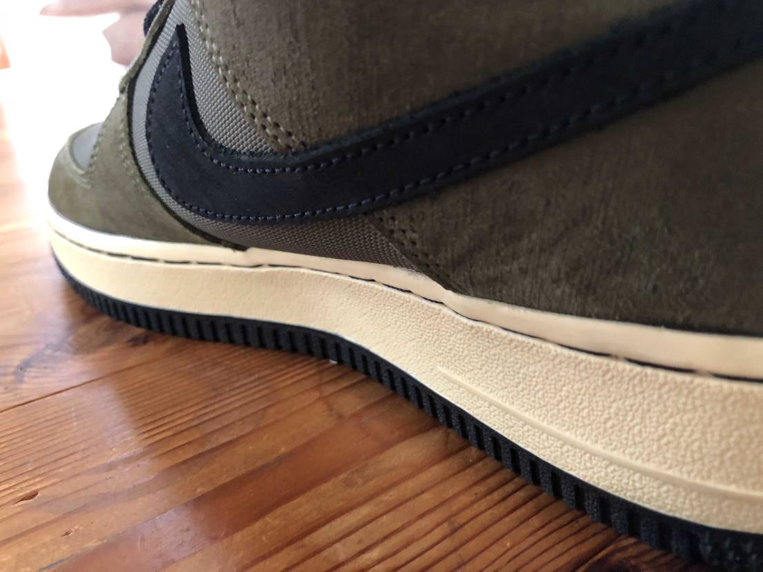 皆さんスニーカーの横幅のマイサイの基準てどのぐらいなのでしょ