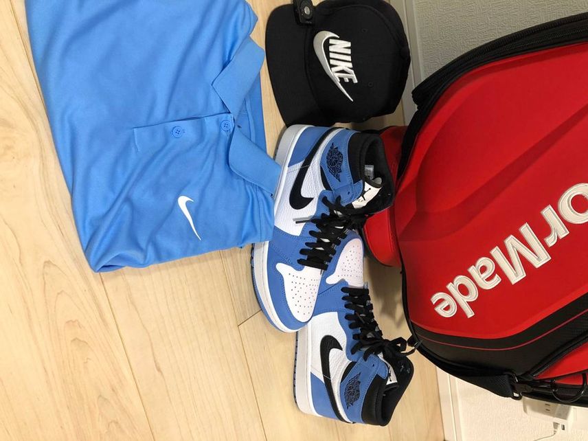 明日はコイツを初おろしで行ってきま〜す⛳️
#nike #GOLF#エアジ