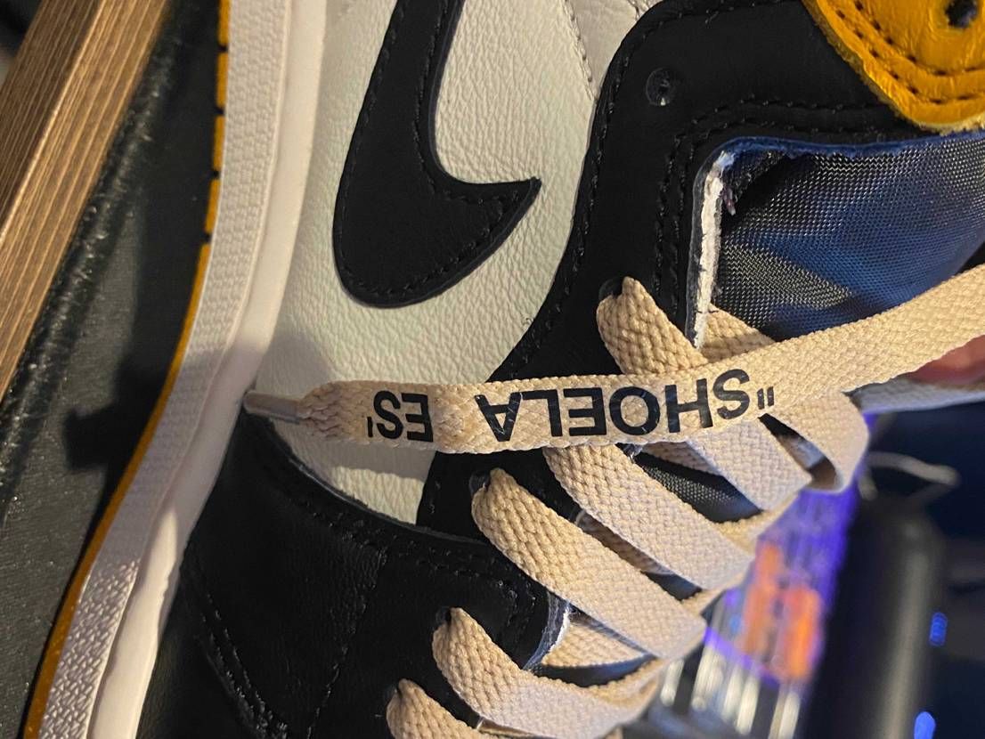 kicksrockのシューレースってこんなにすぐ剥がれちゃうんですか？
三つ目