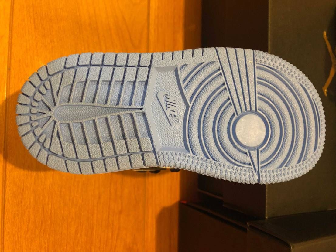 トドラーめっちゃ可愛いんだが、子供が成長して一緒に履ける日が