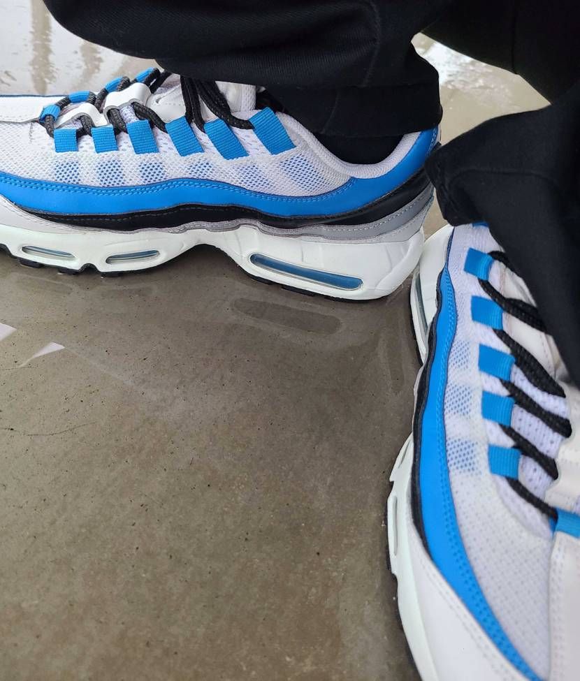 AIRMAXday🥳
ビッグバブルは落選で買えず😭
嫁は当選😏