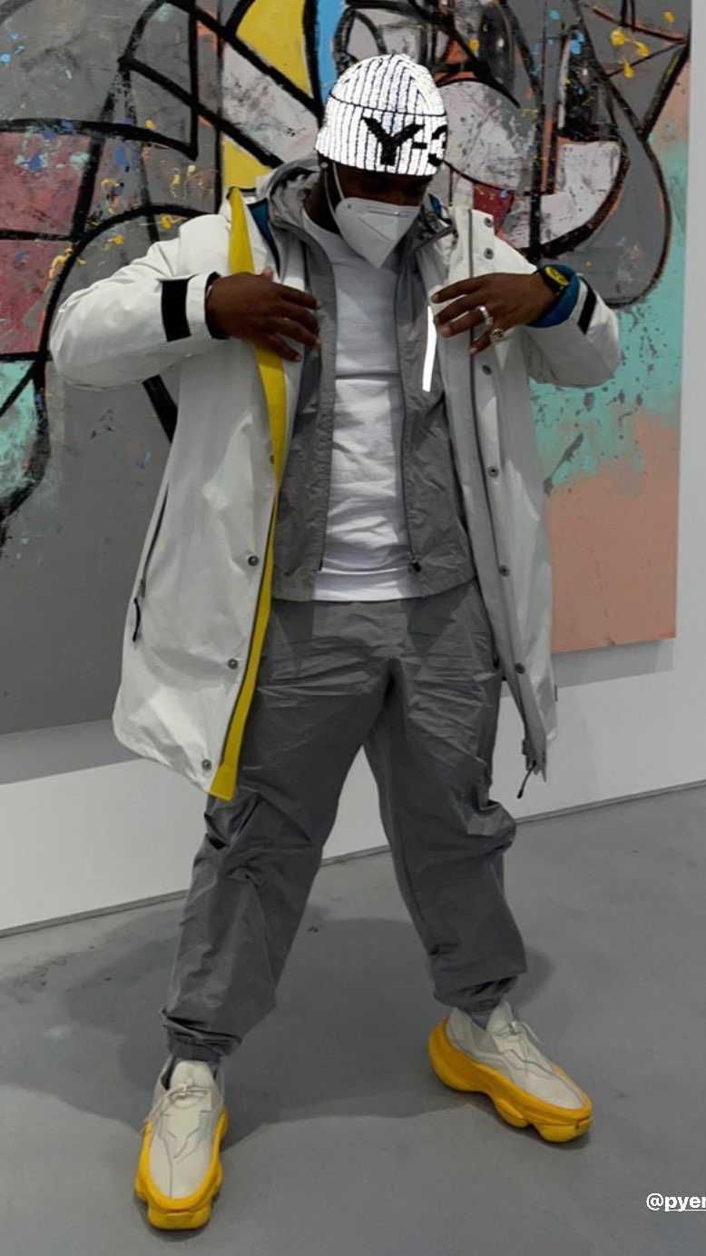 Fergが履いてるこの靴
どこのブランドか分かる方いますか？