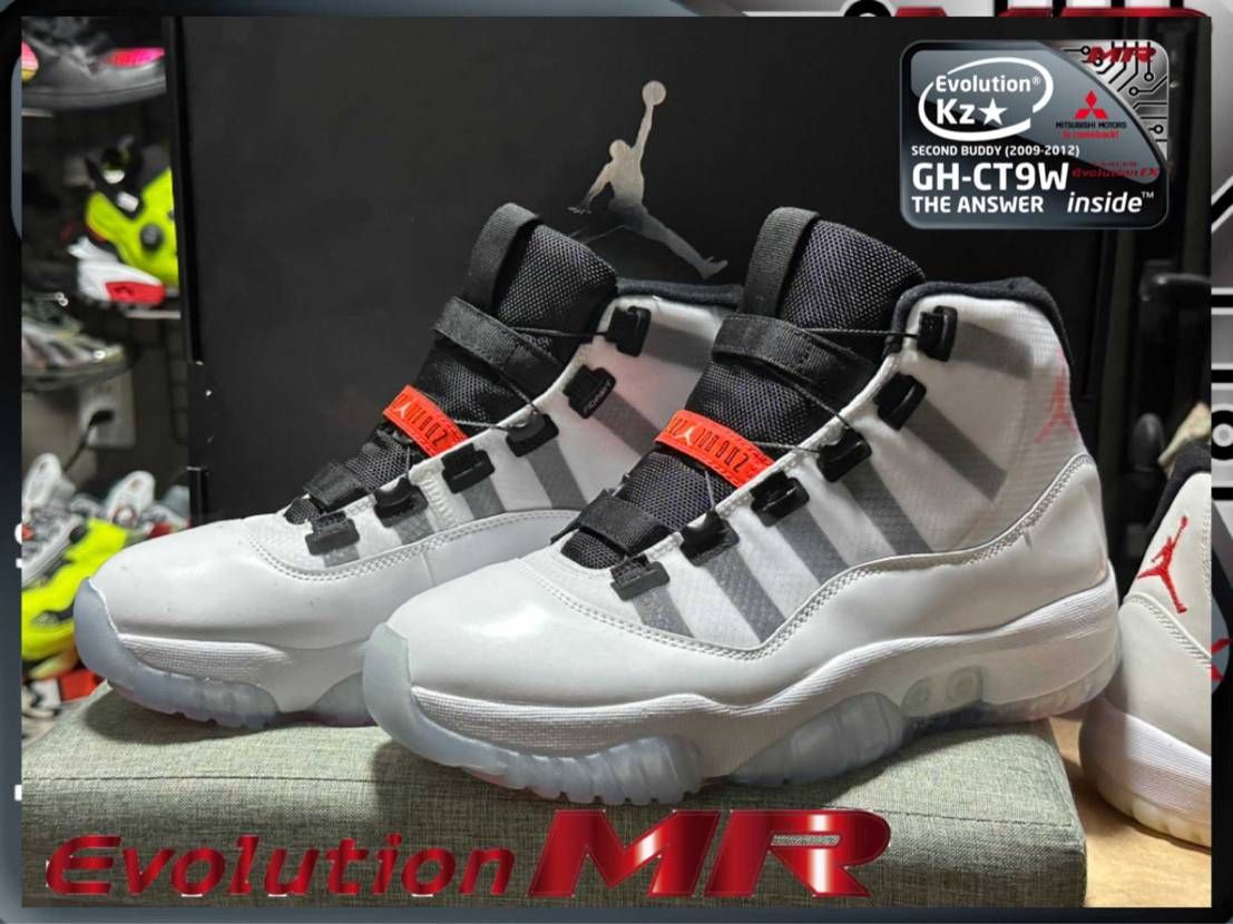 2023年1発目のスニーカー👟
エアジョーダン11アダプト
新品未使用の付