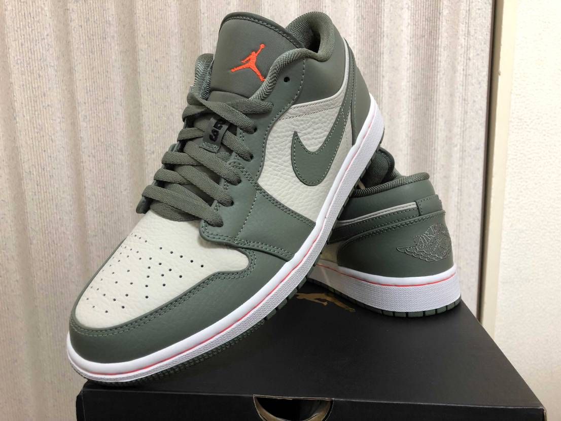 AJ1 UNC買えなかった反動でZOZOのセールでポチったAJ1LOWが届いたの