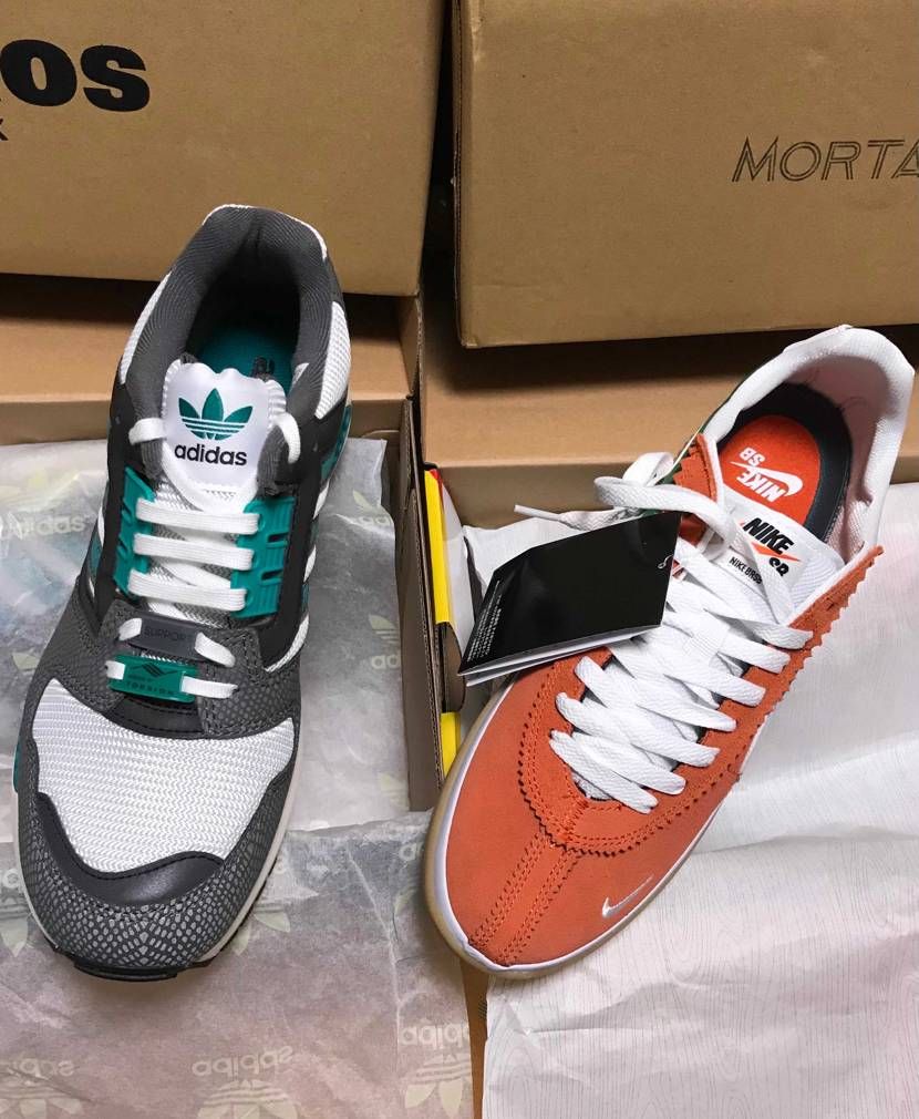 zx8000の目の荒いメッシュが新鮮とおっさんホイホイカラー。ナイキがオーバーラ