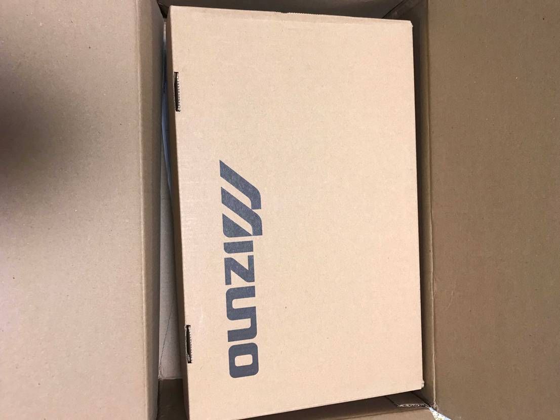 セールで買った翁。FPから忘れた頃に到着。珍しく箱に入ってた。ウェーブライダーは