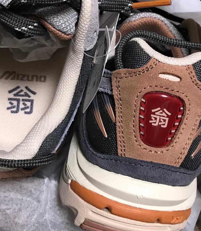 セールで買った翁。FPから忘れた頃に到着。珍しく箱に入ってた