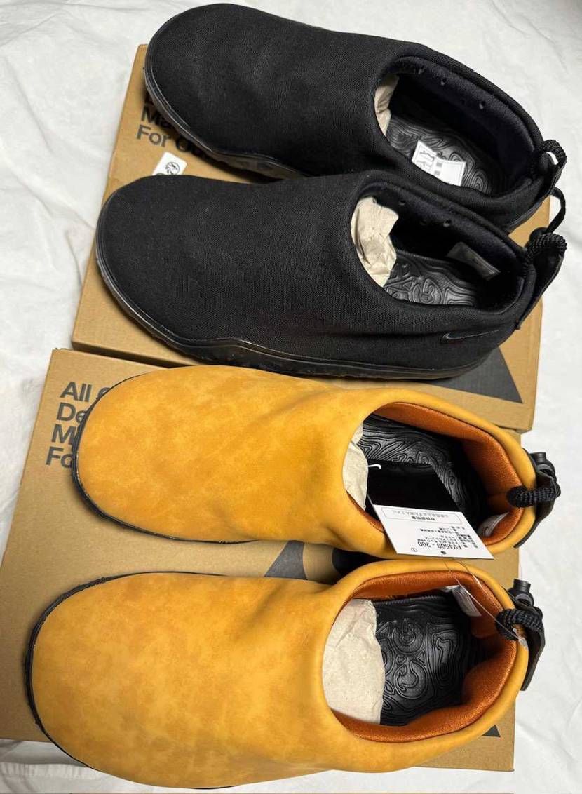商品£40＋送料£17.99。革より布の方が雑に扱えるので購入。