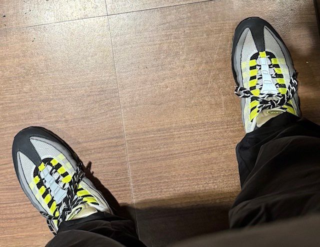 極ごくたま〜〜〜に履く。