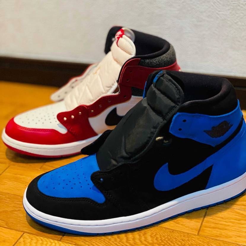 本日aj1届きました😆
リイマジンドシリーズということで購入したんですが自分