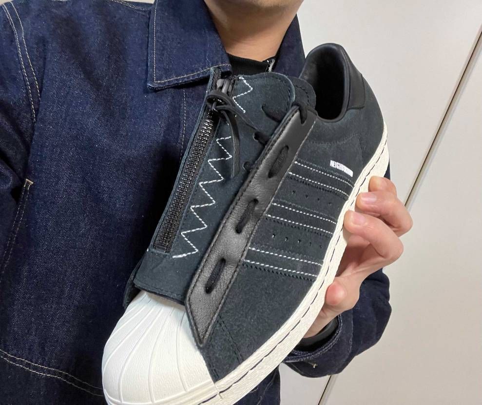 購入。サイズミスったので多分ジッパーの部分は取ります。