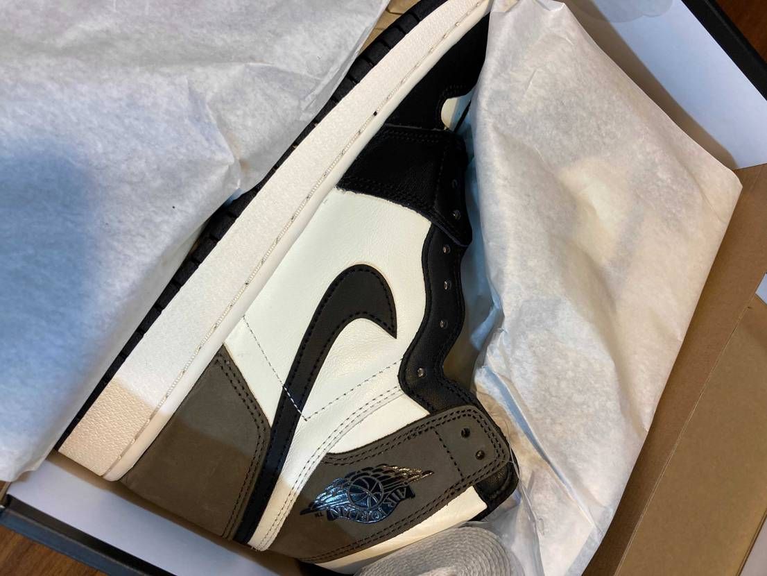 先程Nike様（忖度）から届きました。
これは良色です。
