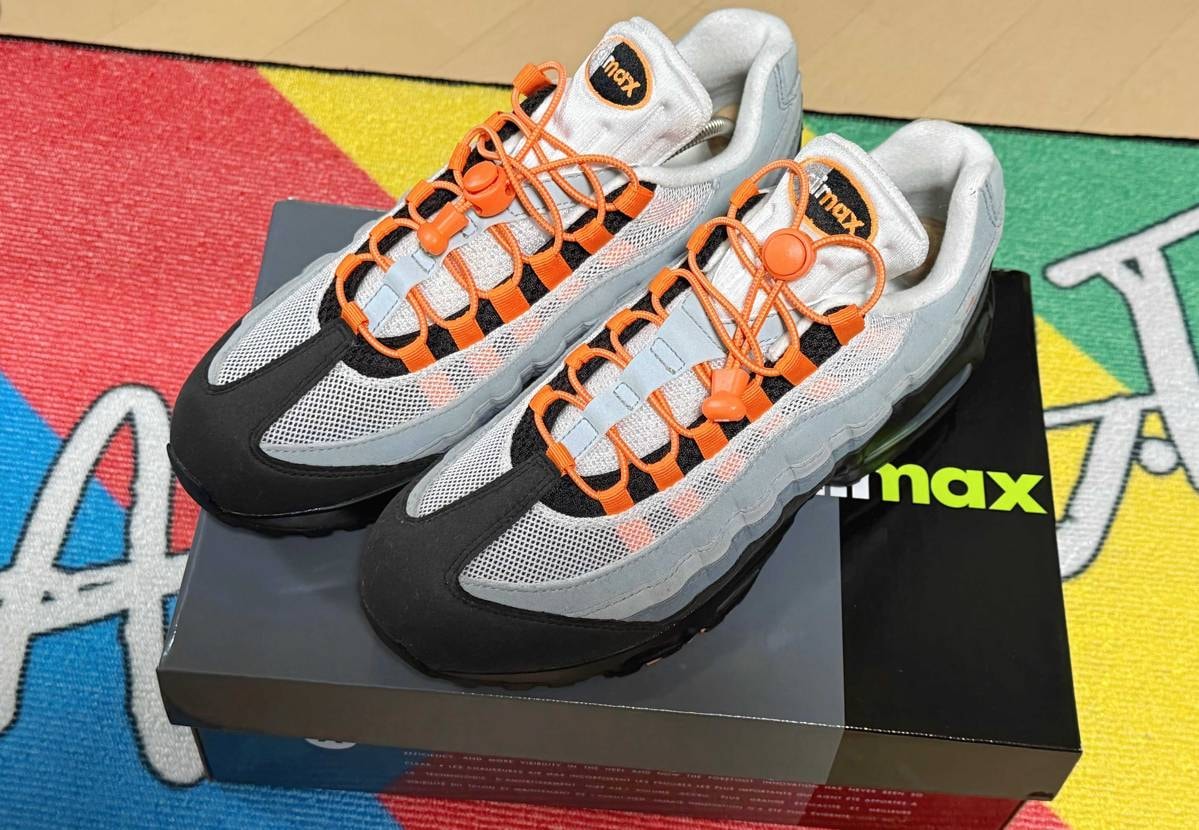 ブライトマンダリンのシューレースを
オレンジに変えてみたけどどうですか？？🧡