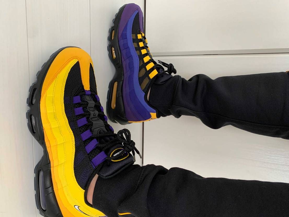 Air Max Day👟👟👟
2021.3.26

NIKE AIR MA