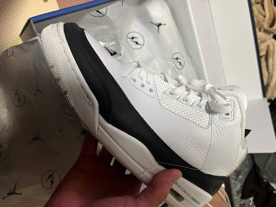 26.5中古で出そうと思うんだけど、欲しい人いる？