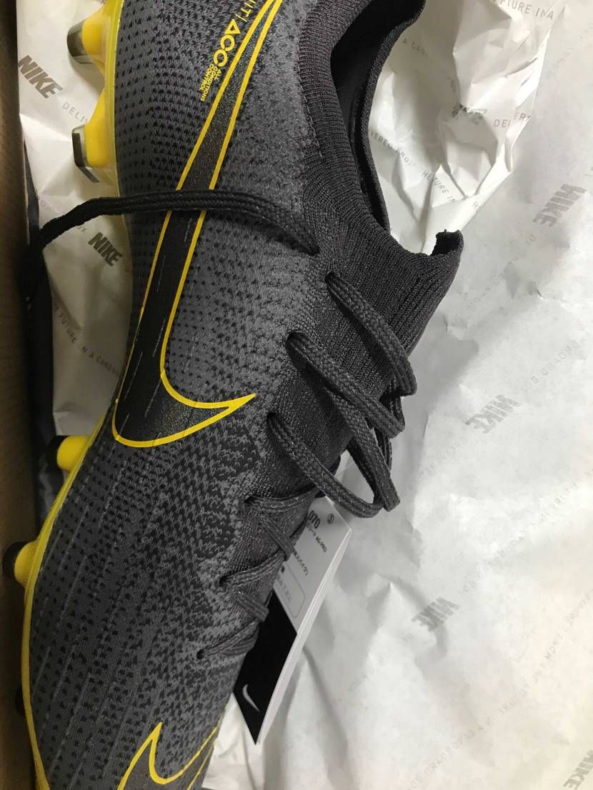 めっちゃ軽くてカッコいい！けどスポーツもアパレルもNIKE一