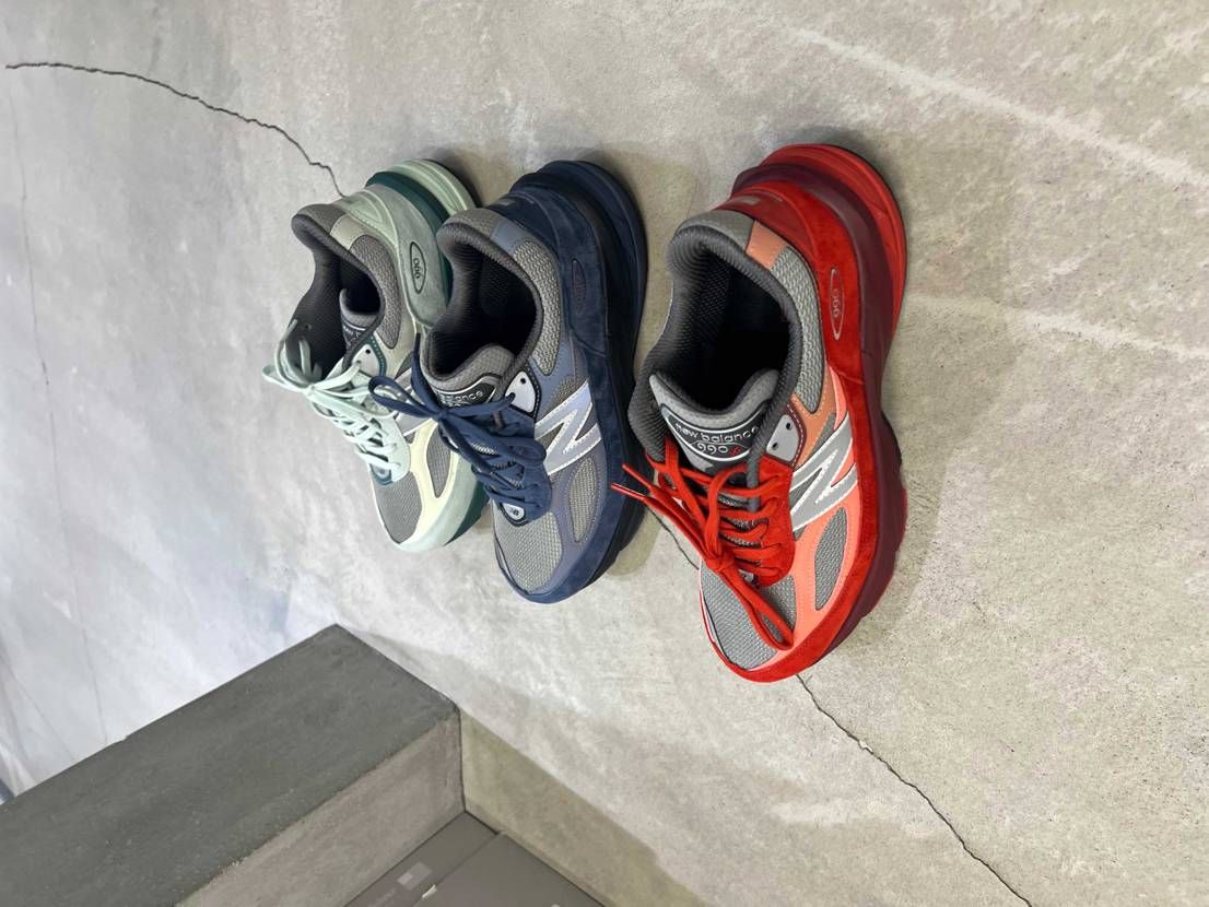 T-houseにて、990V6 3色とも良いカラーです
