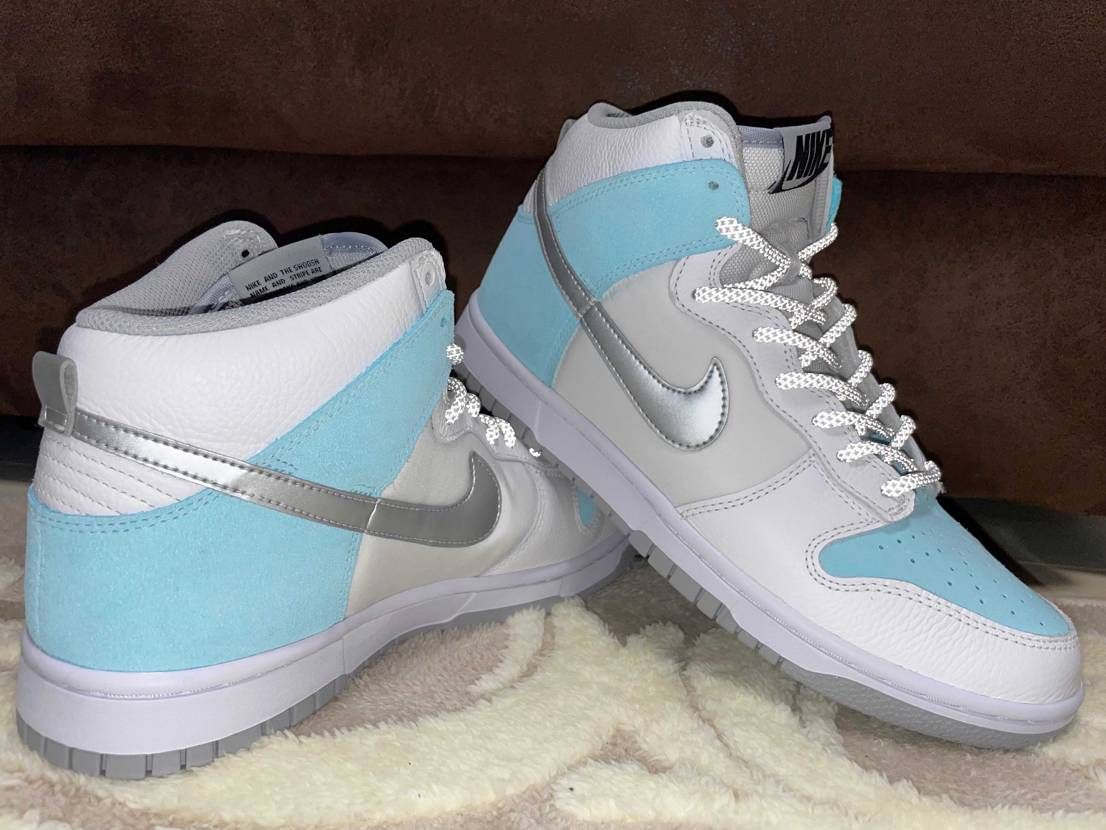 酔っ払い投稿
バイユーダンクで申し訳ない

ナイキのバ