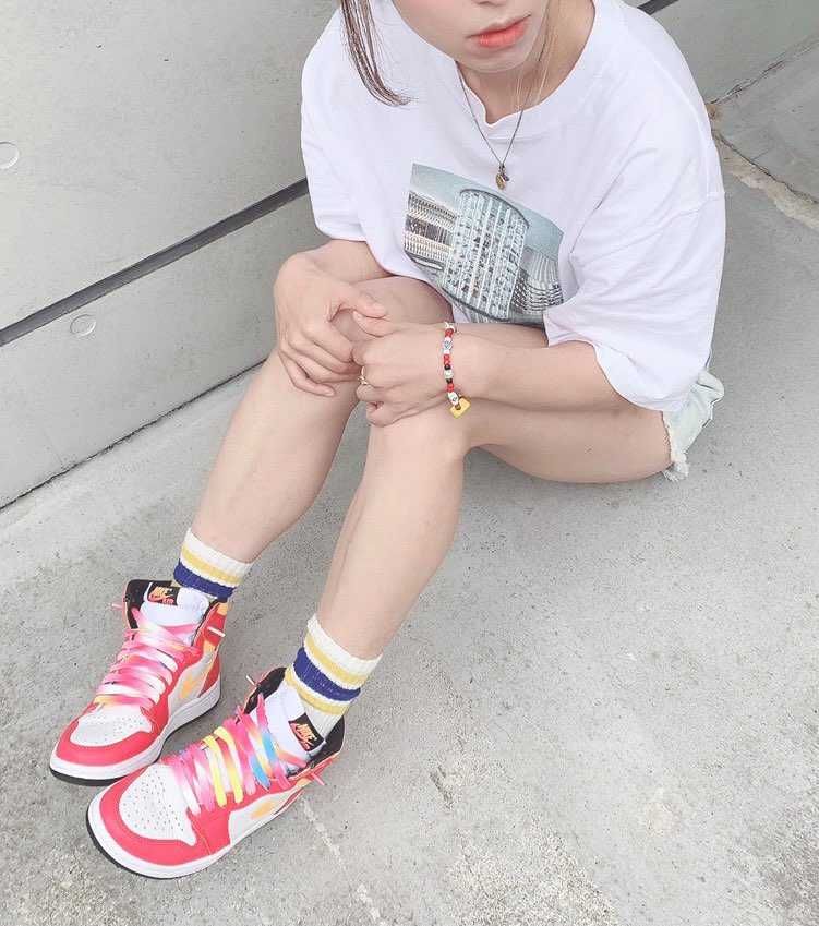 久しぶりのPOSTはやっとはけたLIGHT FUSION REDです！
このス