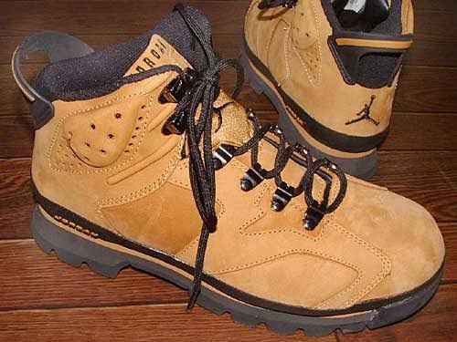 マニアックすぎて多分誰も分からない質問します！
AJB6って加水分解しますか？