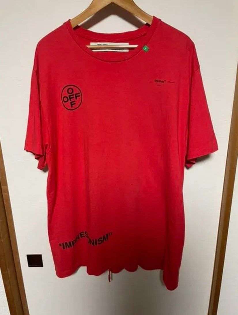 こういうoff-whiteのTシャツってダサいの？