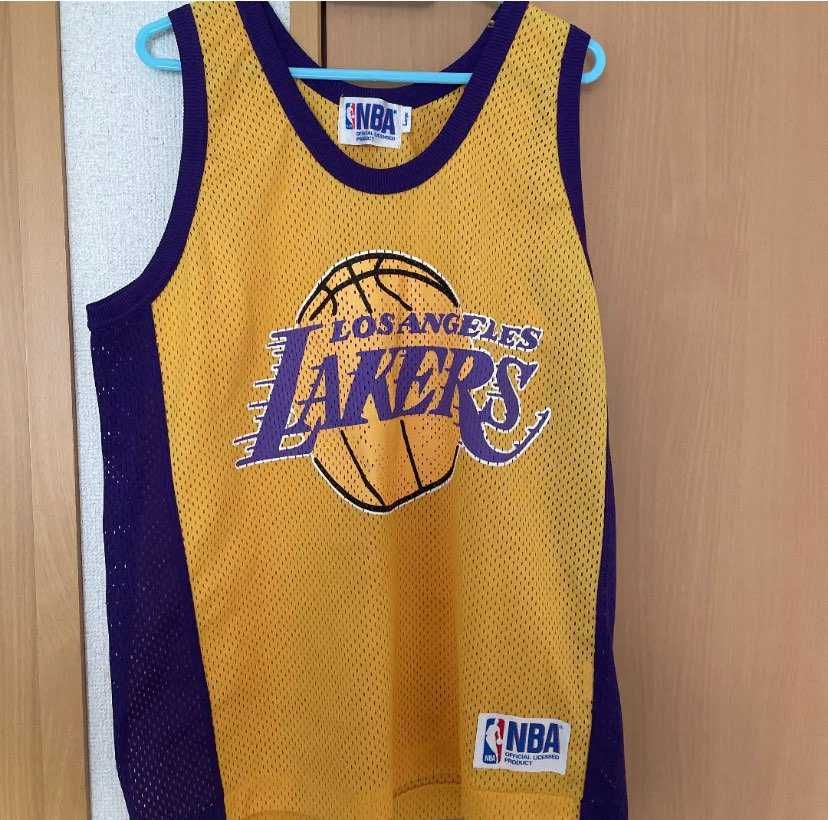 Lakersのバスケタンクってどういう着こなししたらかっこよくなるかなぁ(背番号