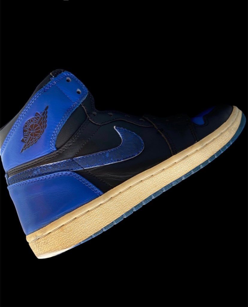 2001ロイヤルかっちった
え白背景ださ ※黒に変えました